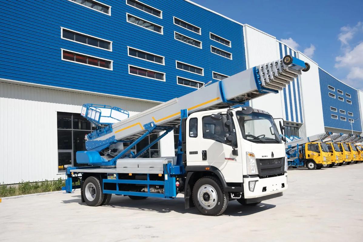 通许出租云梯车高空作业车 建筑垃圾搬运